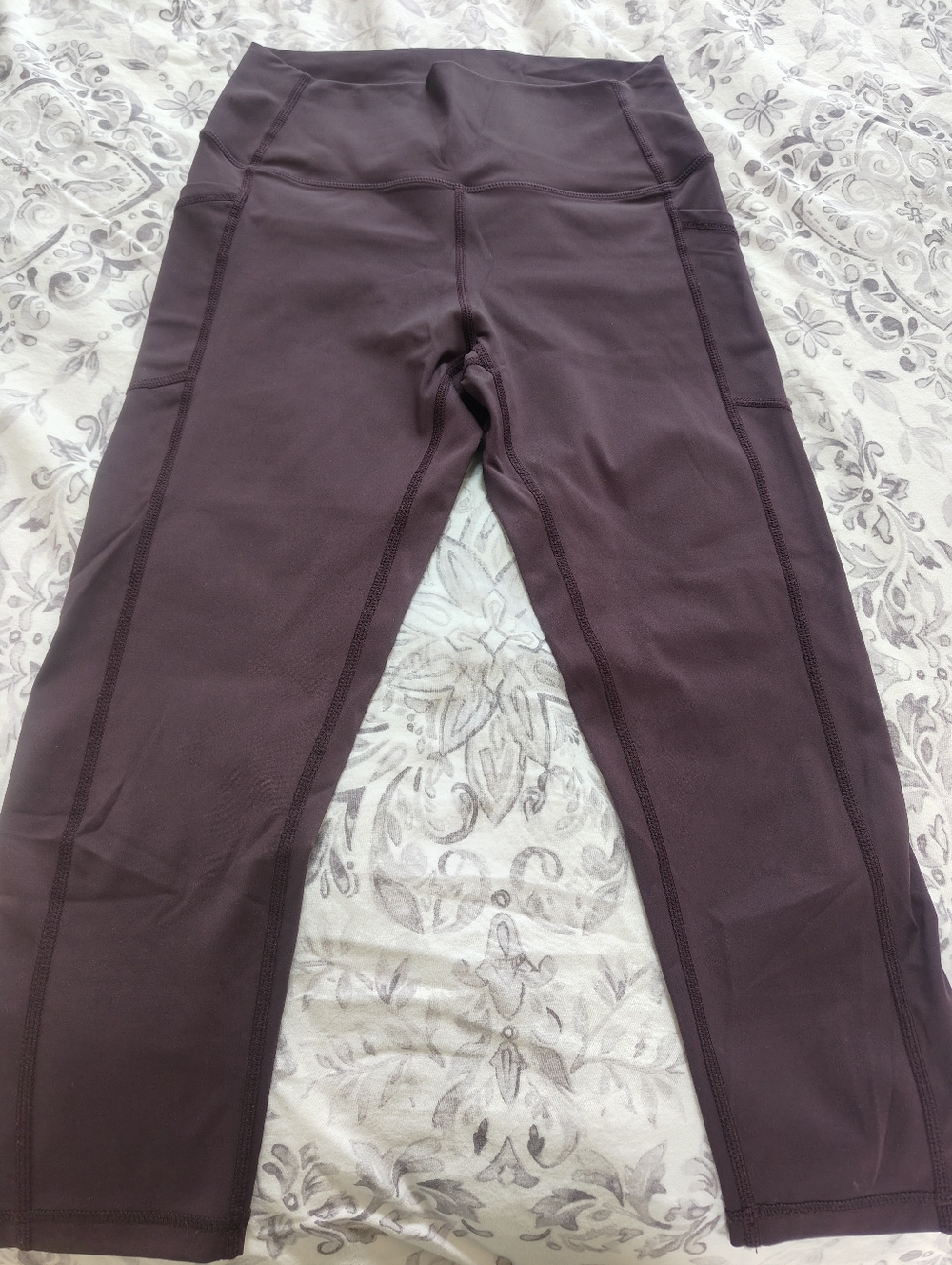 ZYIA High-Rise Leggings in Plum